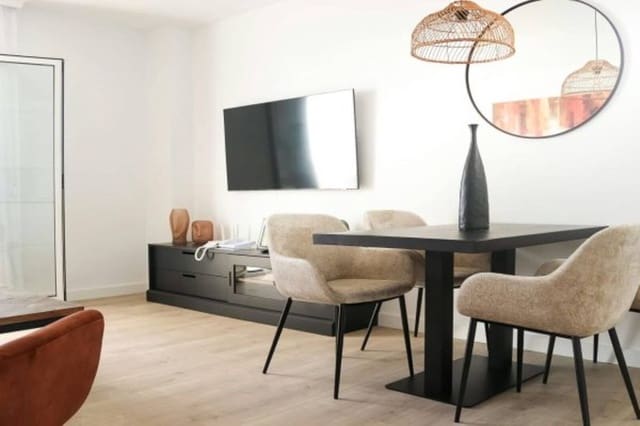 2 Zimmer Apartment zu verkaufen in Mijas mit Pool - 415.000 € (Ref: 8146582)