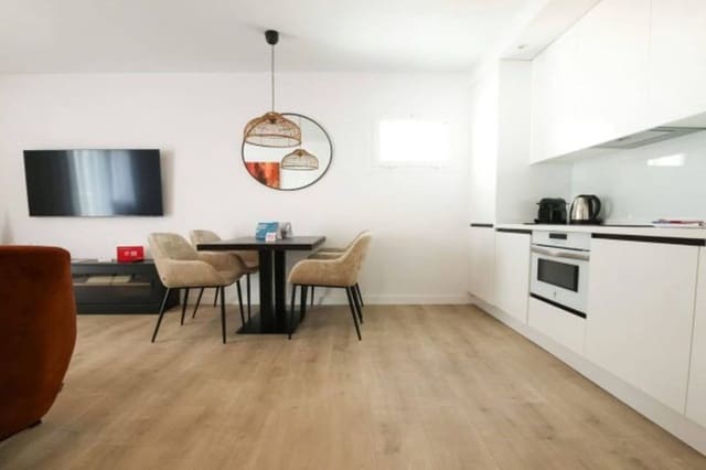 2 Zimmer Apartment zu verkaufen in Mijas mit Pool - 415.000 € (Ref: 8146582)