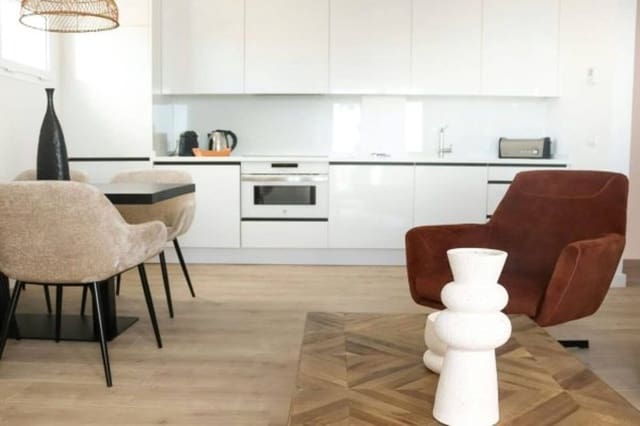 2 Zimmer Apartment zu verkaufen in Mijas mit Pool - 415.000 € (Ref: 8146582)