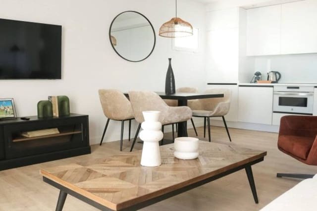 2 Zimmer Apartment zu verkaufen in Mijas mit Pool - 415.000 € (Ref: 8146582)