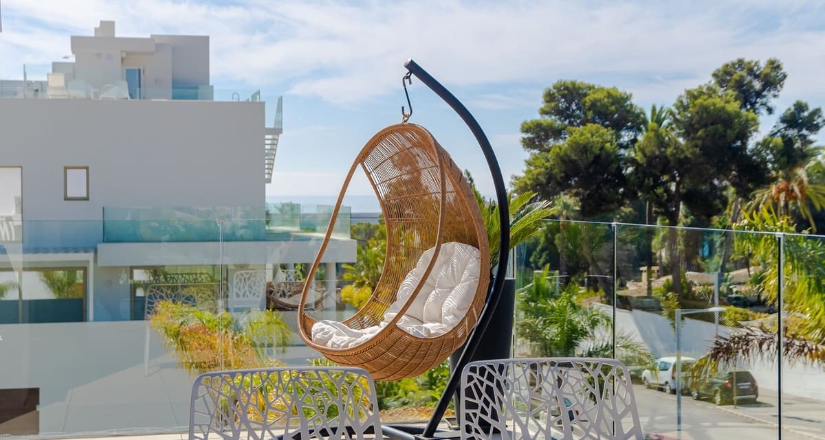 4 soveværelse Penthouse til salg i Golden Mile med swimmingpool garage - € 5.900.000 (Ref: 8167735)