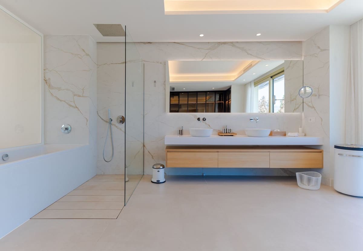 4 soveværelse Penthouse til salg i Golden Mile med swimmingpool garage - € 5.900.000 (Ref: 8167735)