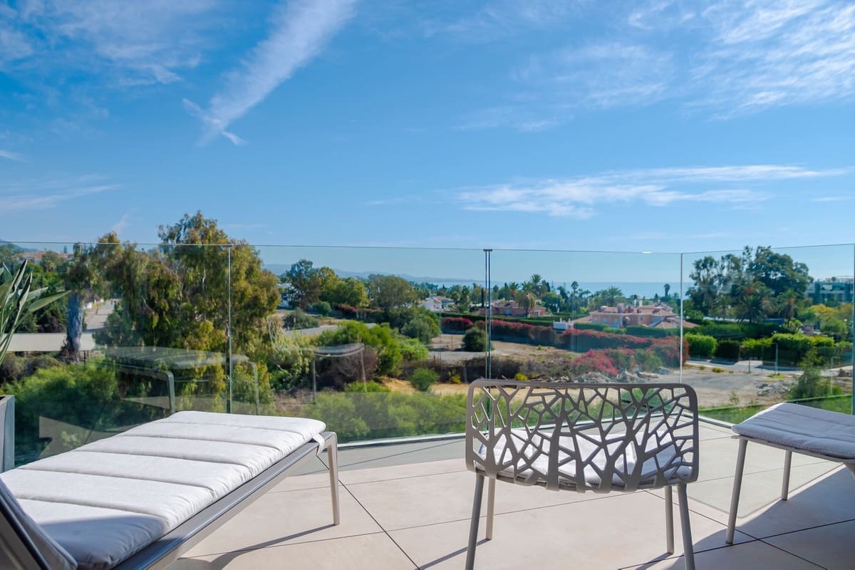 4 slaapkamer Penthouse te koop in Golden Mile met zwembad garage - € 5.900.000 (Ref: 8167735)