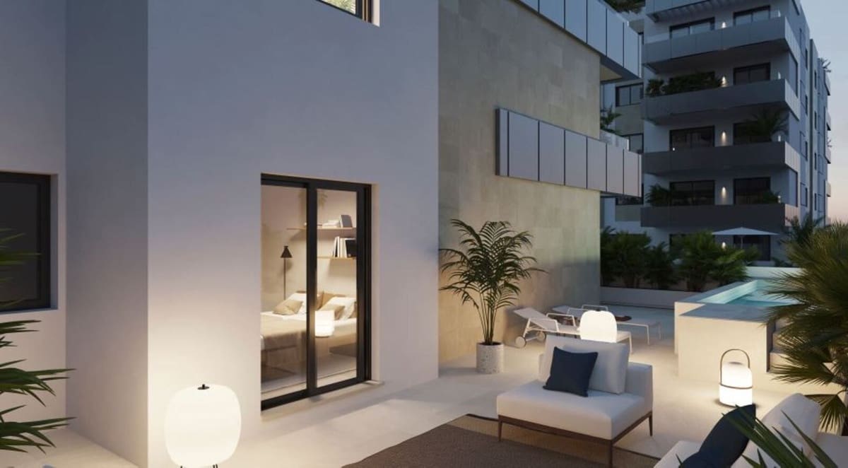 Apartamento de 2 habitaciones en Fuengirola en venta con piscina garaje - 375.000 € (Ref: 8180919)