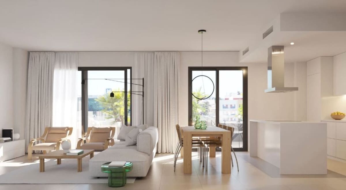 2 bedroom Apartment for sale in Fuengirola with pool garage - € 375,000 (Ref: 8180919)