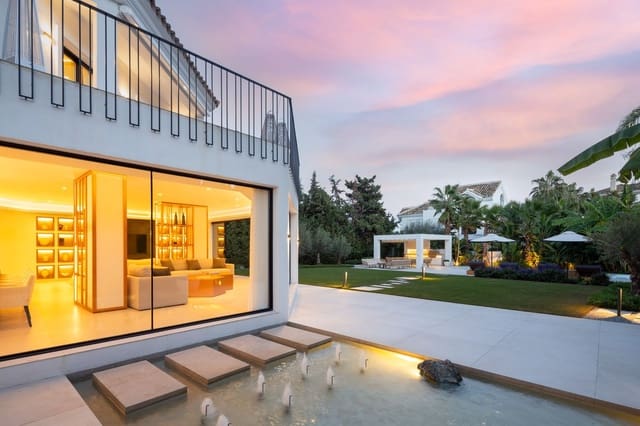 6 soveværelse Villa til salg i Nueva Andalucia, Marbella med garage - € 3.995.000 (Ref: 8195711)