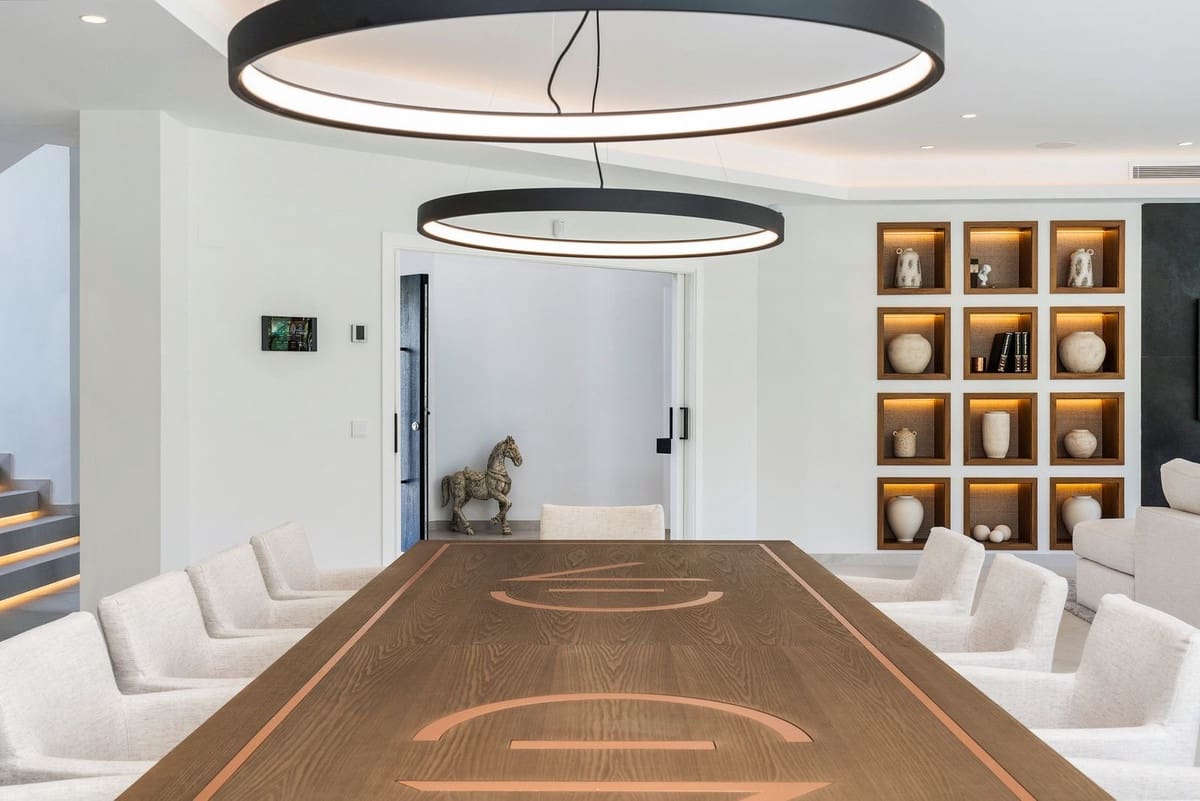 6 soveværelse Villa til salg i Nueva Andalucia med garage - € 3.995.000 (Ref: 8195711)