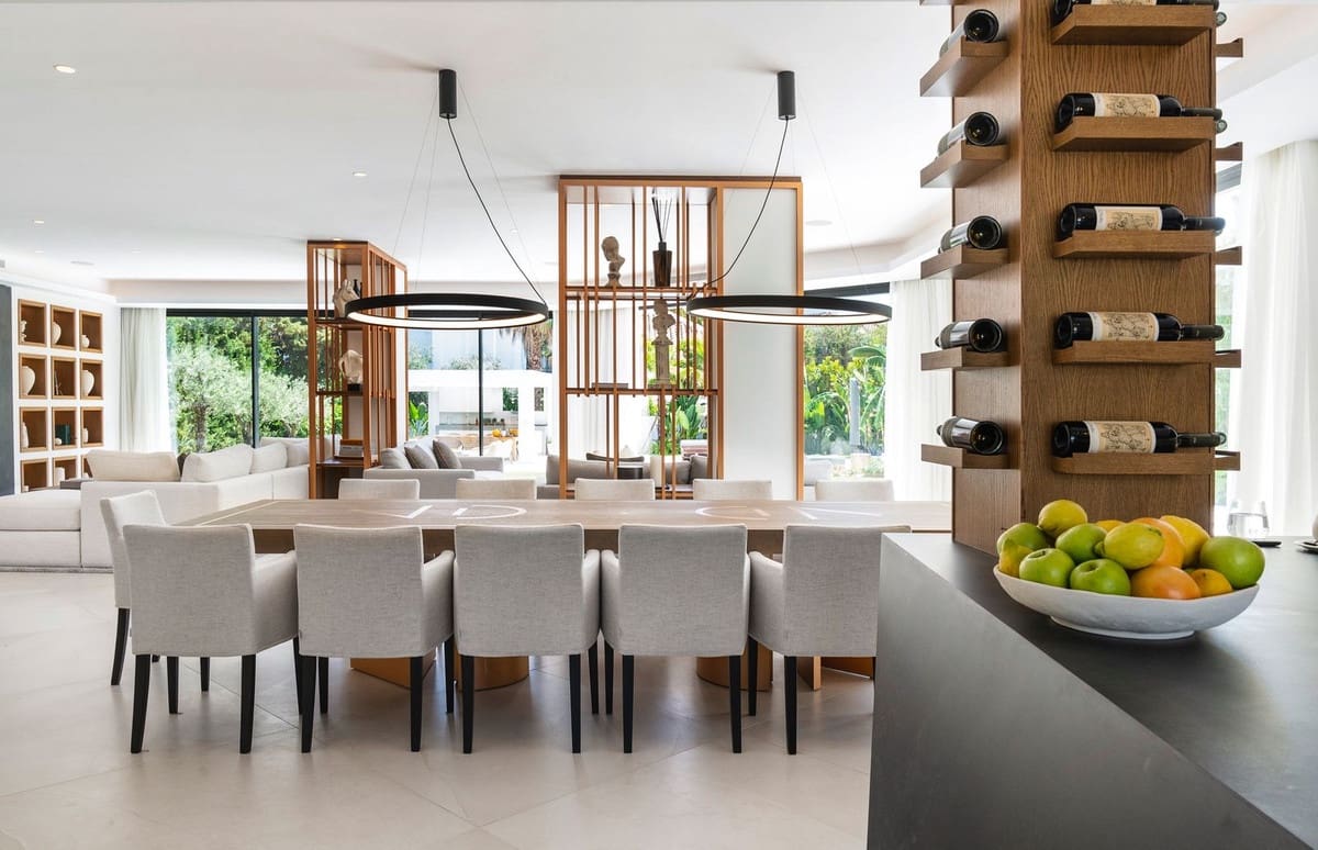 6 soveværelse Villa til salg i Nueva Andalucia med garage - € 3.995.000 (Ref: 8195711)