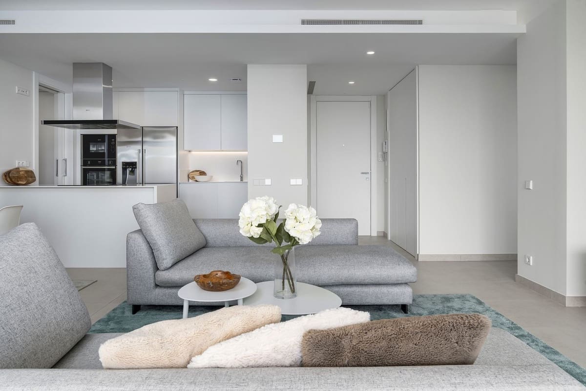 2 sovrum Lägenhet till salu i La Quinta med pool garage - 750 000 € (Ref: 8200390)