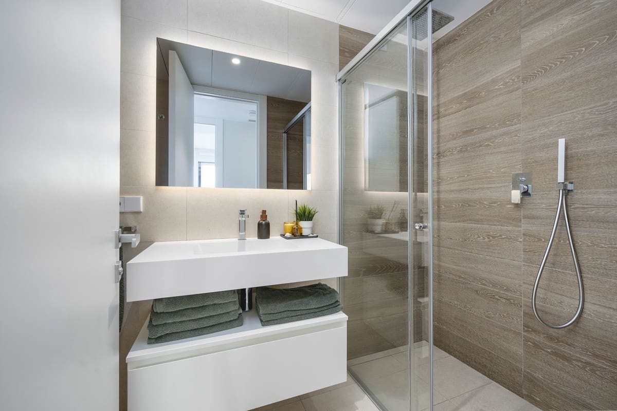 2 sovrum Lägenhet till salu i La Quinta med pool garage - 750 000 € (Ref: 8200390)