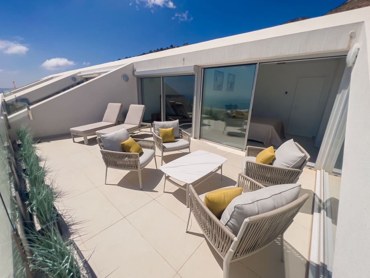 4 slaapkamer Appartement te koop in Benalmadena met zwembad garage - € 1.295.000 (Ref: 8205388)