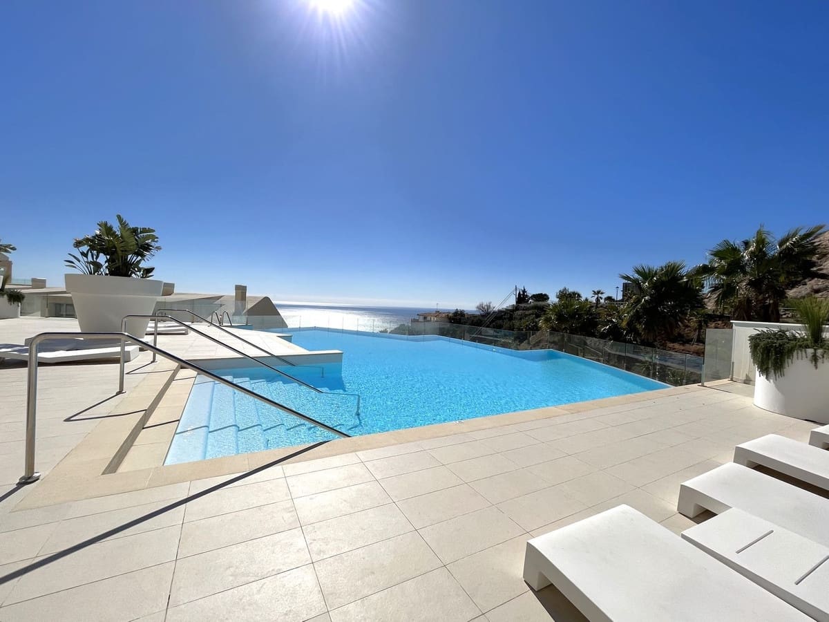 4 soveværelse Lejlighed til salg i Benalmadena med swimmingpool garage - € 1.295.000 (Ref: 8205388)