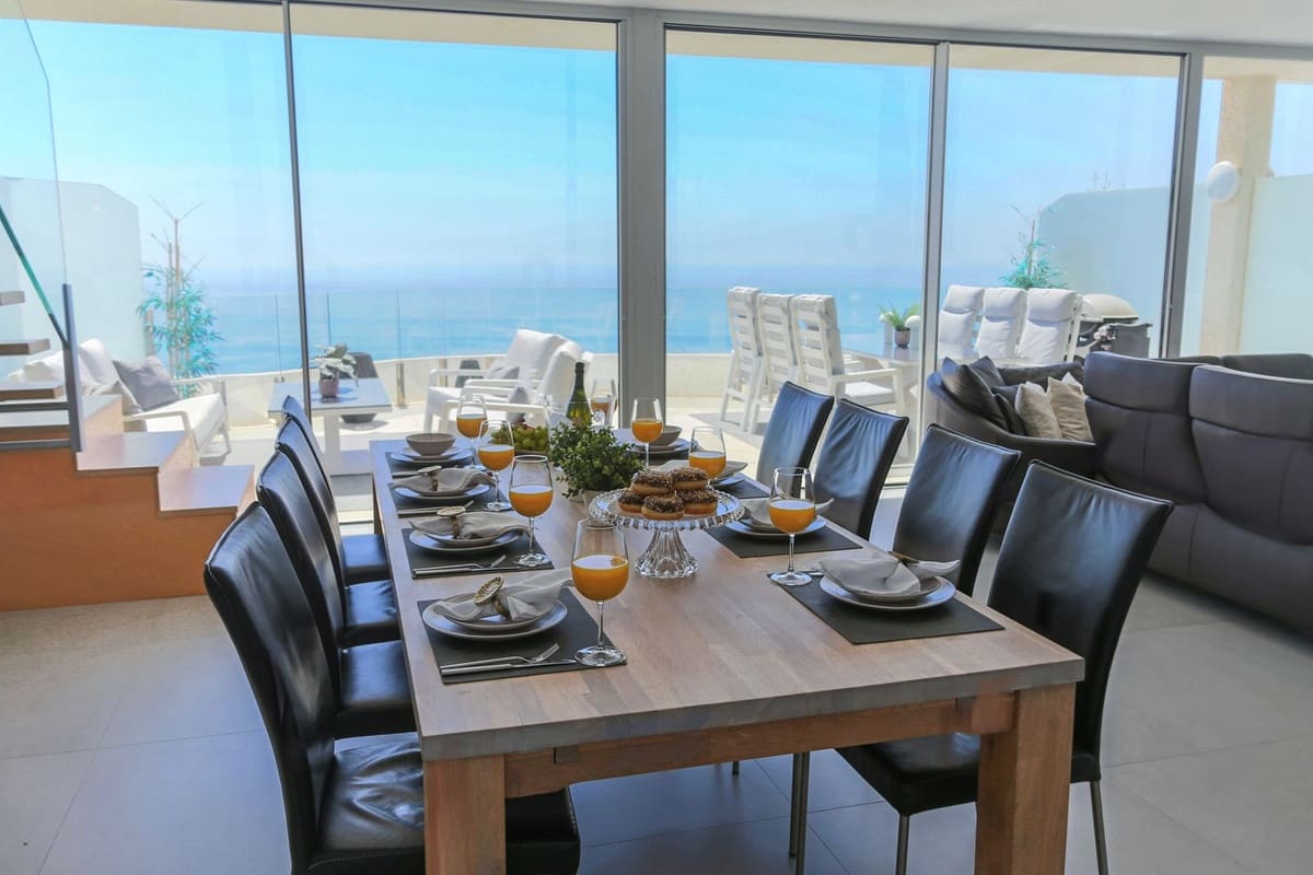 4 soveværelse Lejlighed til salg i Benalmadena med swimmingpool garage - € 1.295.000 (Ref: 8205388)