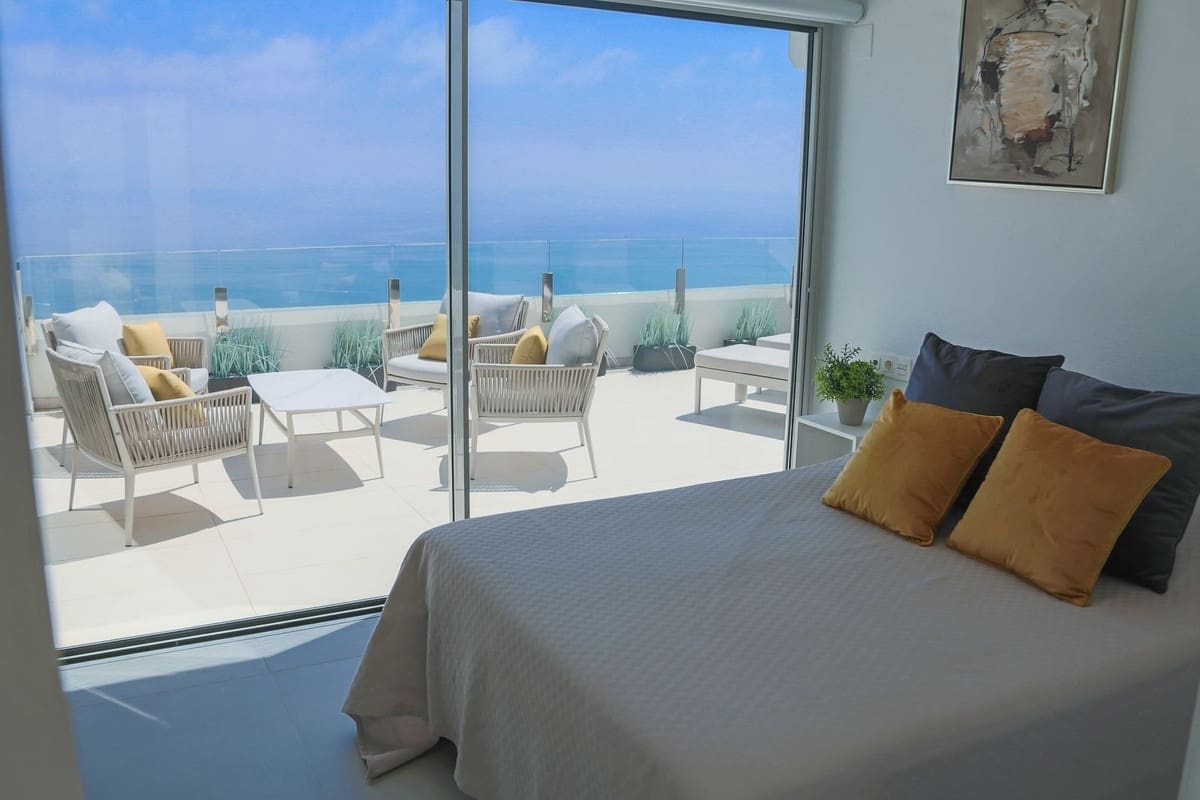 4 soveværelse Lejlighed til salg i Benalmadena med swimmingpool garage - € 1.295.000 (Ref: 8205388)