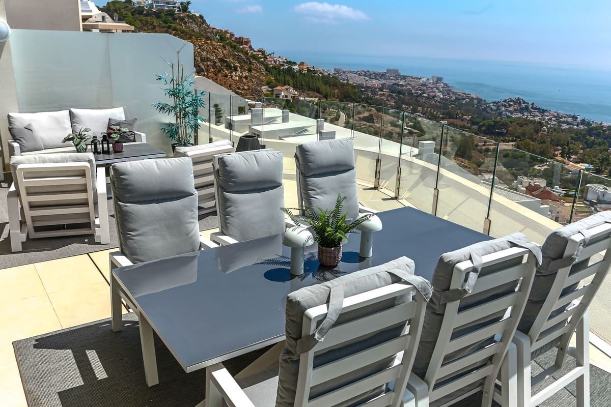 4 soveværelse Lejlighed til salg i Benalmadena med swimmingpool garage - € 1.295.000 (Ref: 8205388)