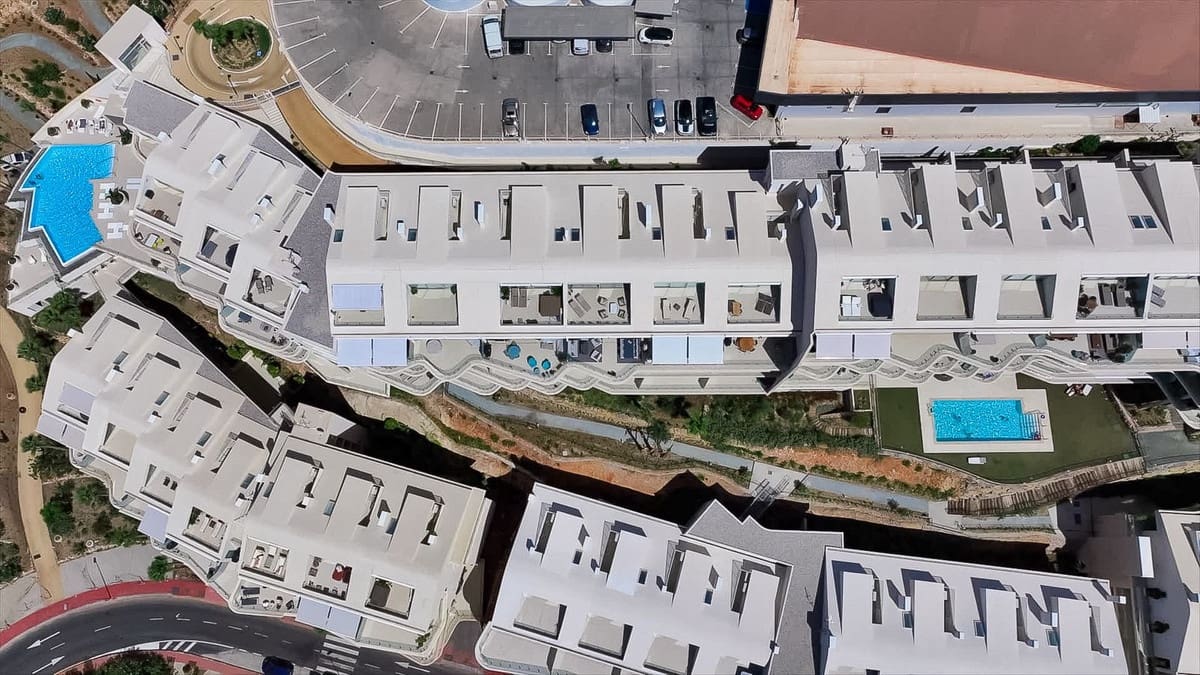 4 soveværelse Lejlighed til salg i Benalmadena med swimmingpool garage - € 1.295.000 (Ref: 8205388)