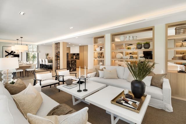 Chalet de 4 habitaciones en Nueva Andalucia, Marbella en venta con piscina garaje - 4.900.000 € (Ref: 8240483)