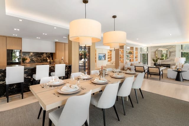 4 soveværelse Villa til salg i Nueva Andalucia, Marbella med swimmingpool garage - € 4.900.000 (Ref: 8240483)