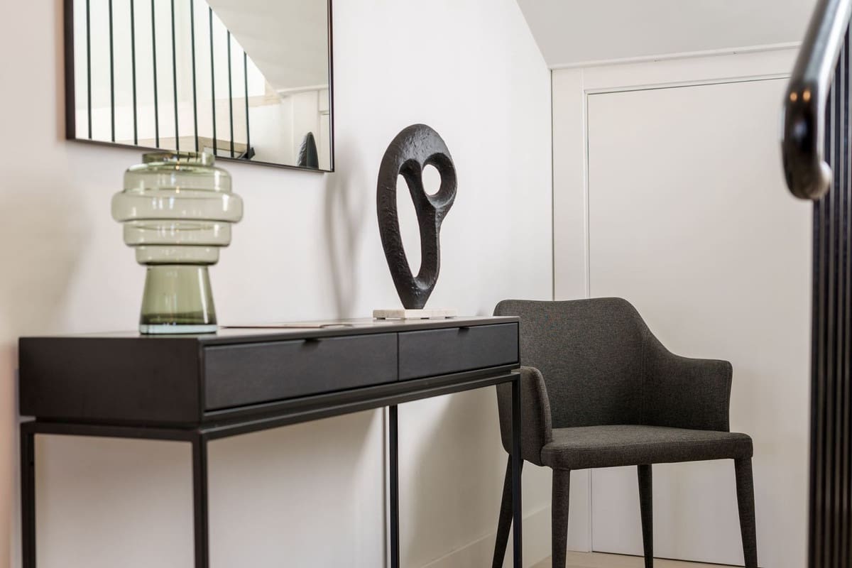 5 bedroom Villa for sale in Marbella with pool garage - € 2,575,000 (Ref: 8280892)