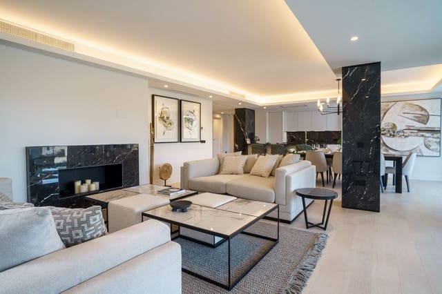 5 makuuhuone Huvila myytävänä paikassa Marbella mukana uima-altaan 
autotalli - 2 575 000 € (Ref: 8280892)