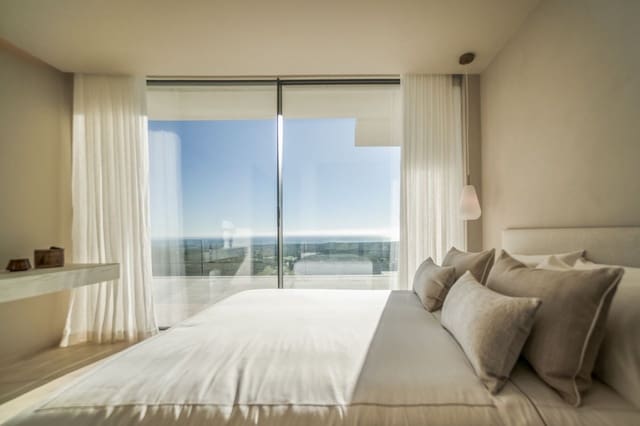 6 soveværelse Villa til salg i Sotogrande, San Roque med swimmingpool garage - € 9.800.000 (Ref: 8286097)