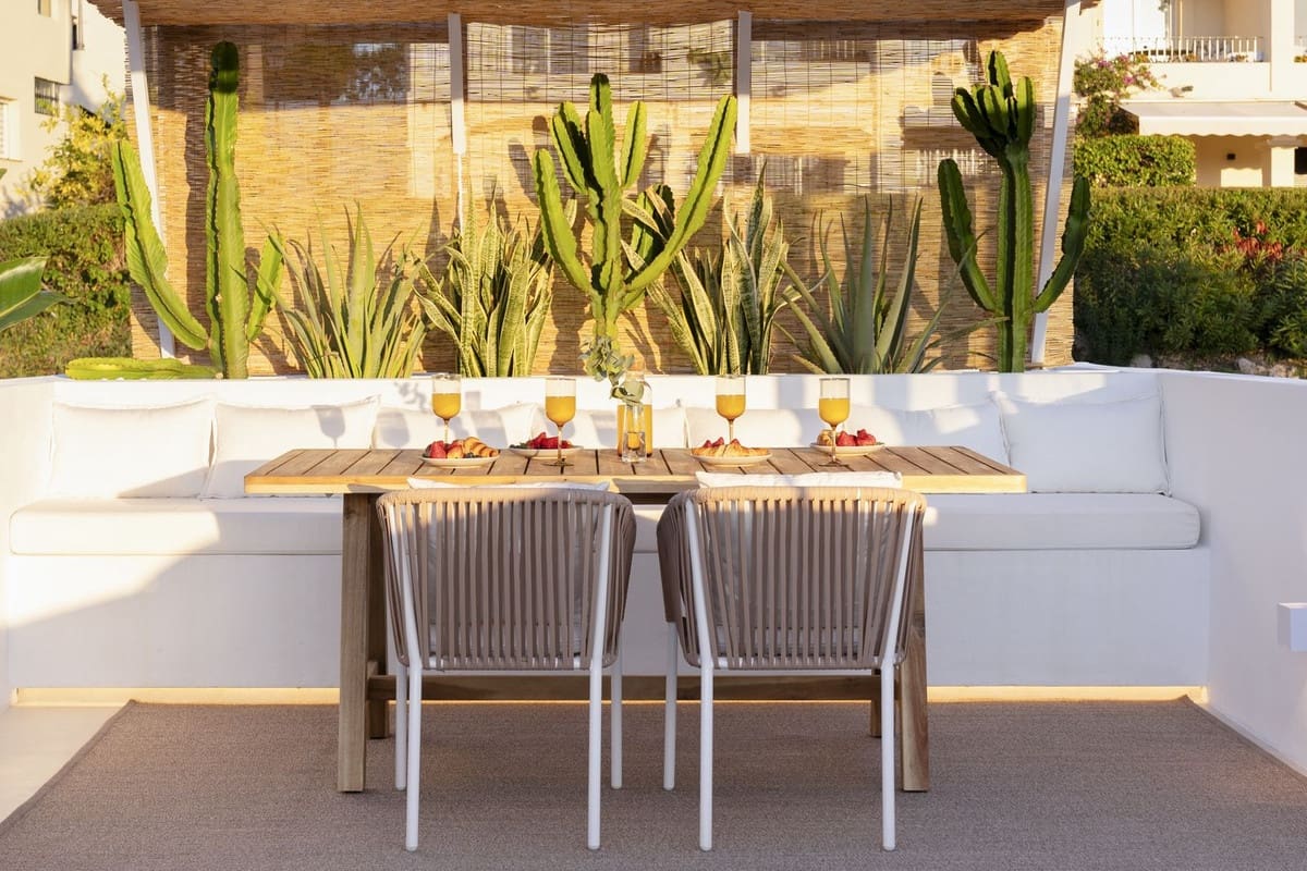 3 slaapkamer Appartement te koop in La Quinta met zwembad garage - € 899.000 (Ref: 8288217)