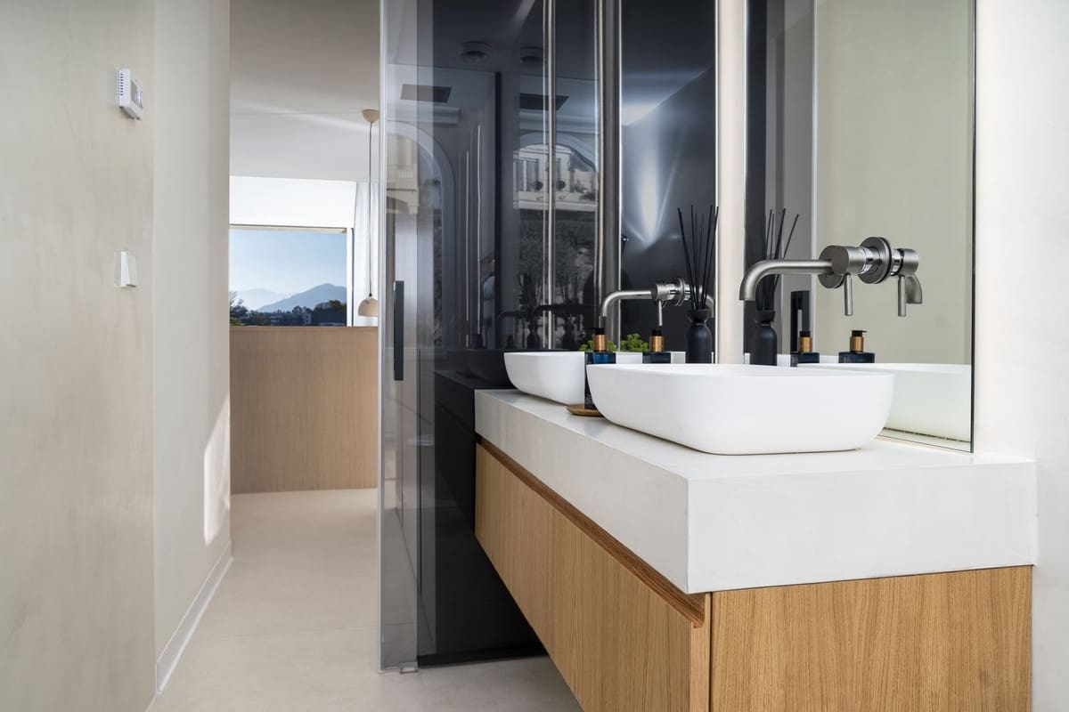 3 chambre Appartement à vendre à La Quinta avec piscine garage - 899 000 € (Ref: 8288217)