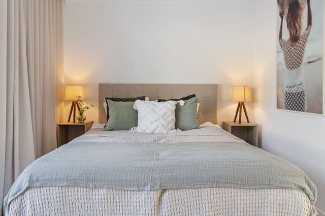 4 soverom Hus til salgs i Nueva Andalucia, Marbella med svømmebasseng - € 949 000 (Ref: 8293215)