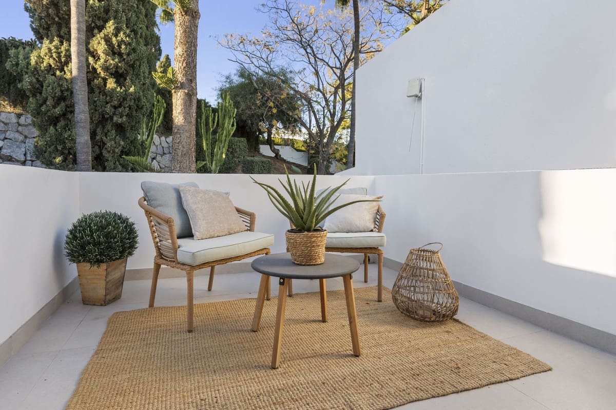 4 bedroom Townhouse for sale in Nueva Andalucia with pool - € 949,000 (Ref: 8293215)