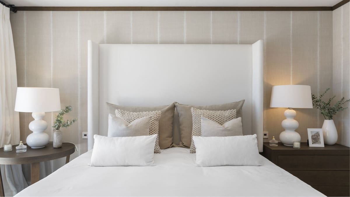 7 bedroom Villa for sale in Nueva Andalucia with pool garage - € 6,990,000 (Ref: 8301428)