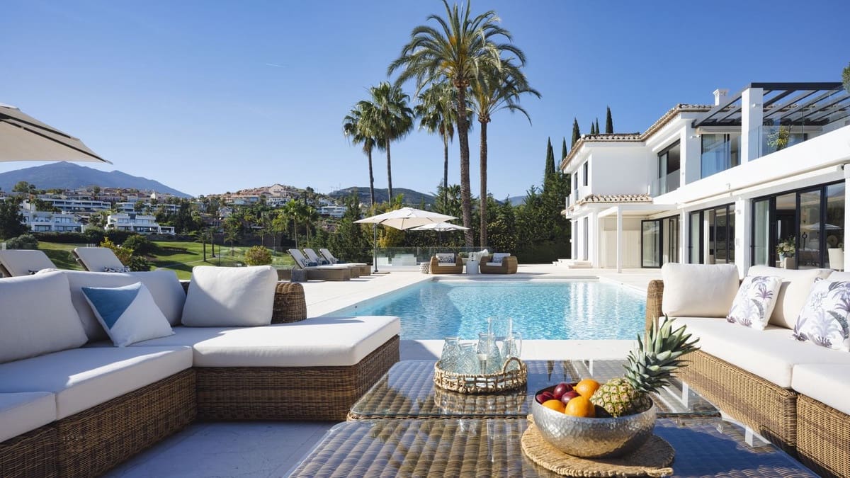 7 bedroom Villa for sale in Nueva Andalucia with pool garage - € 6,990,000 (Ref: 8301428)