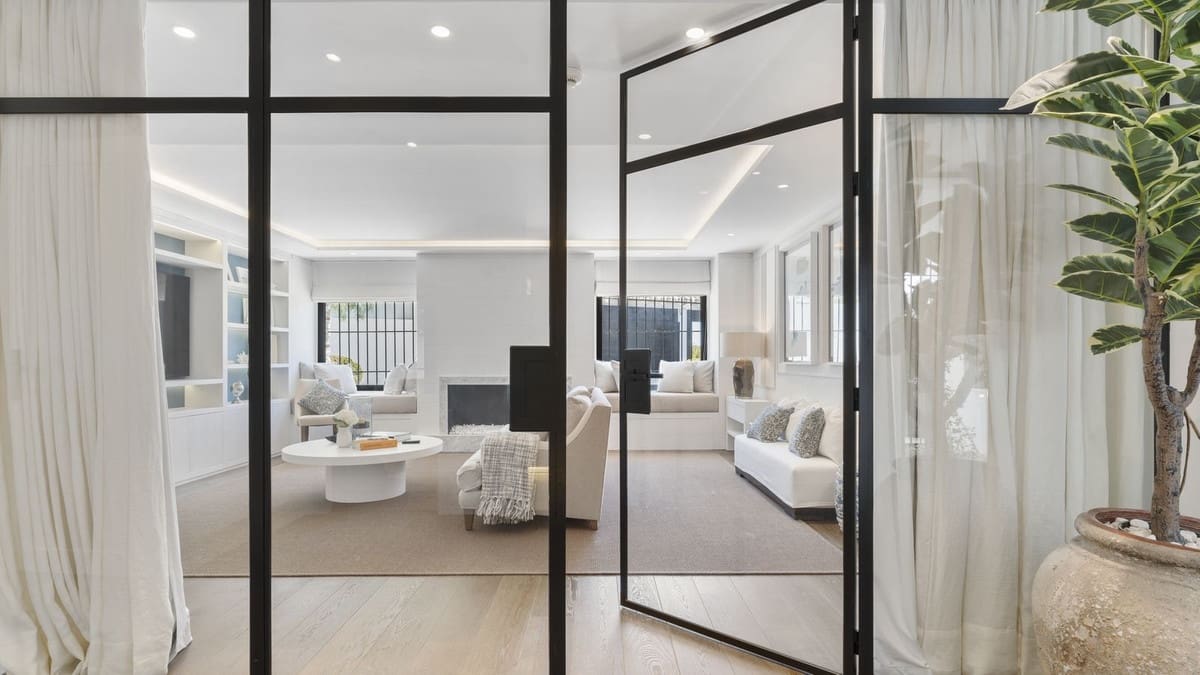 7 chambre Villa/Maison à vendre à Nueva Andalucia avec piscine garage - 6 990 000 € (Ref: 8301428)