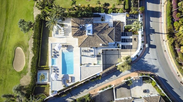 7 chambre Villa/Maison à vendre à Nueva Andalucia, Marbella avec piscine garage - 6 990 000 € (Ref: 8301428)