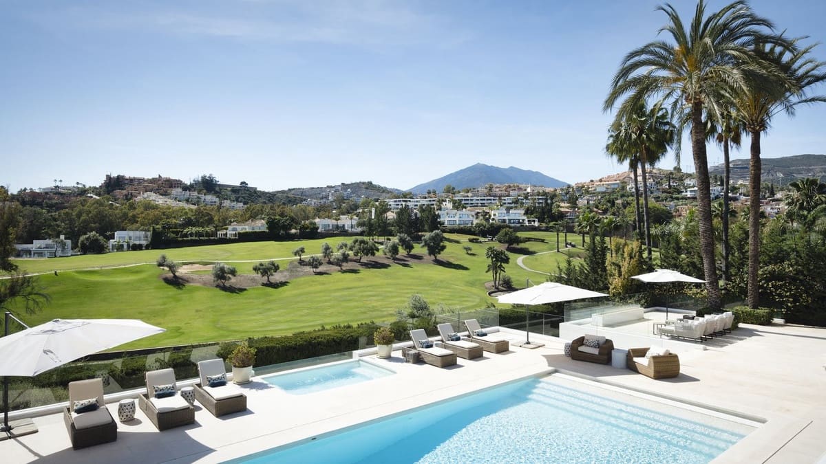 7 bedroom Villa for sale in Nueva Andalucia with pool garage - € 6,990,000 (Ref: 8301428)