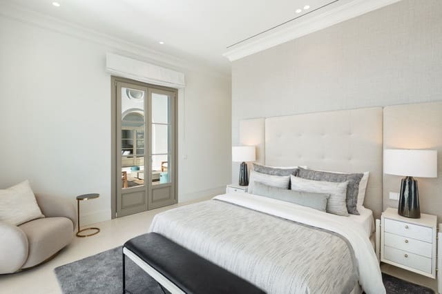 6 soveværelse Villa til salg i Nueva Andalucia, Marbella med swimmingpool - € 9.350.000 (Ref: 8307511)