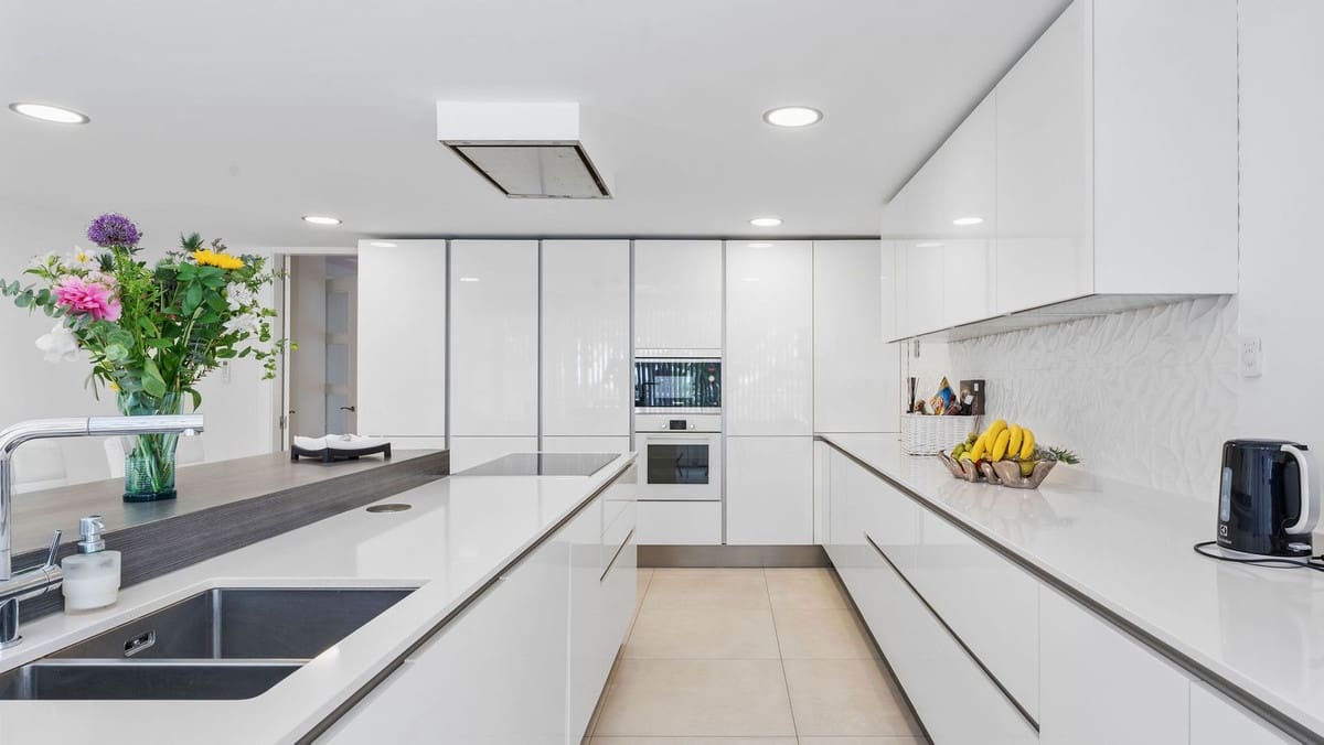 7 quarto Moradia para venda em Marbella com piscina garagem - 2 250 000 € (Ref: 8323673)