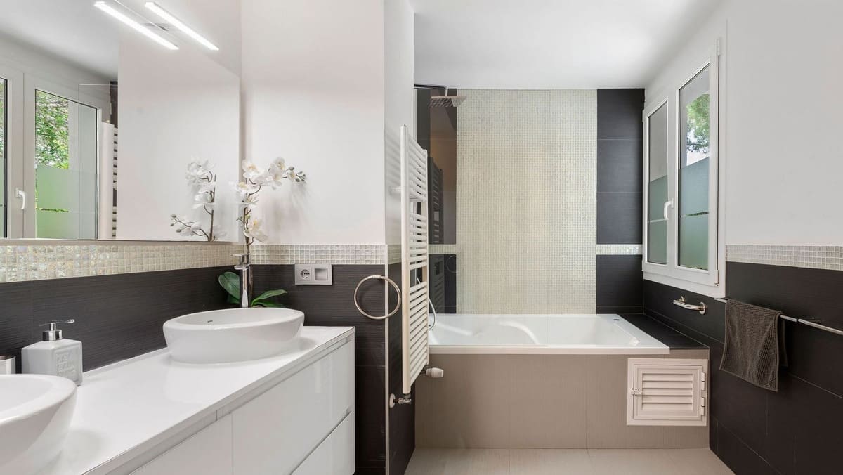 7 quarto Moradia para venda em Marbella com piscina garagem - 2 250 000 € (Ref: 8323673)