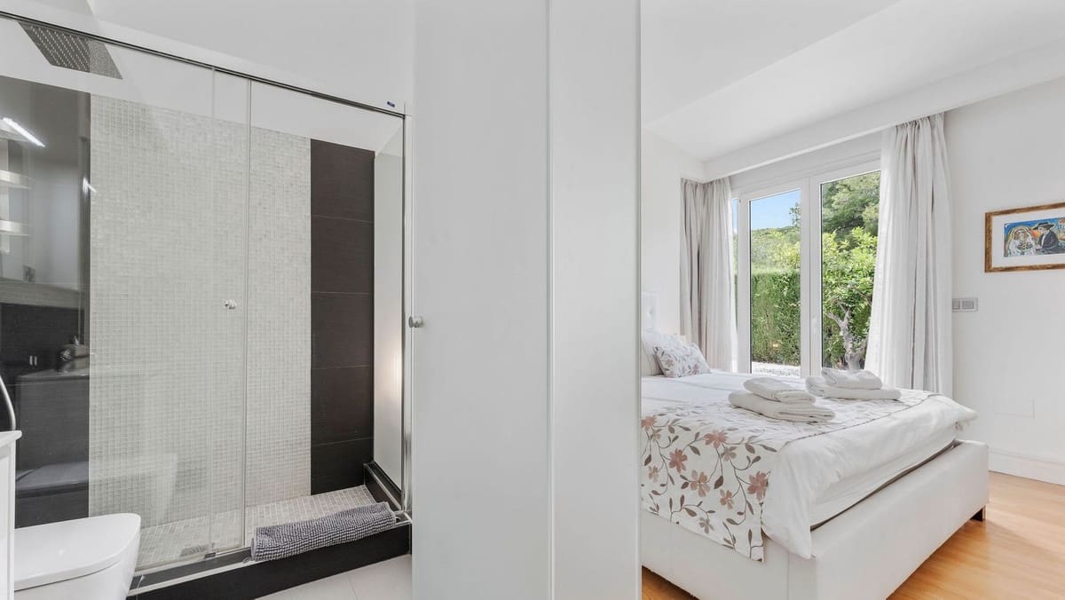 7 quarto Moradia para venda em Marbella com piscina garagem - 2 250 000 € (Ref: 8323673)