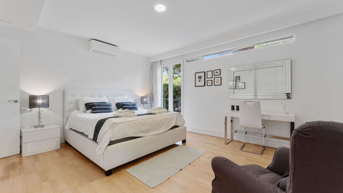 7 quarto Moradia para venda em Marbella com piscina garagem - 2 250 000 € (Ref: 8323673)