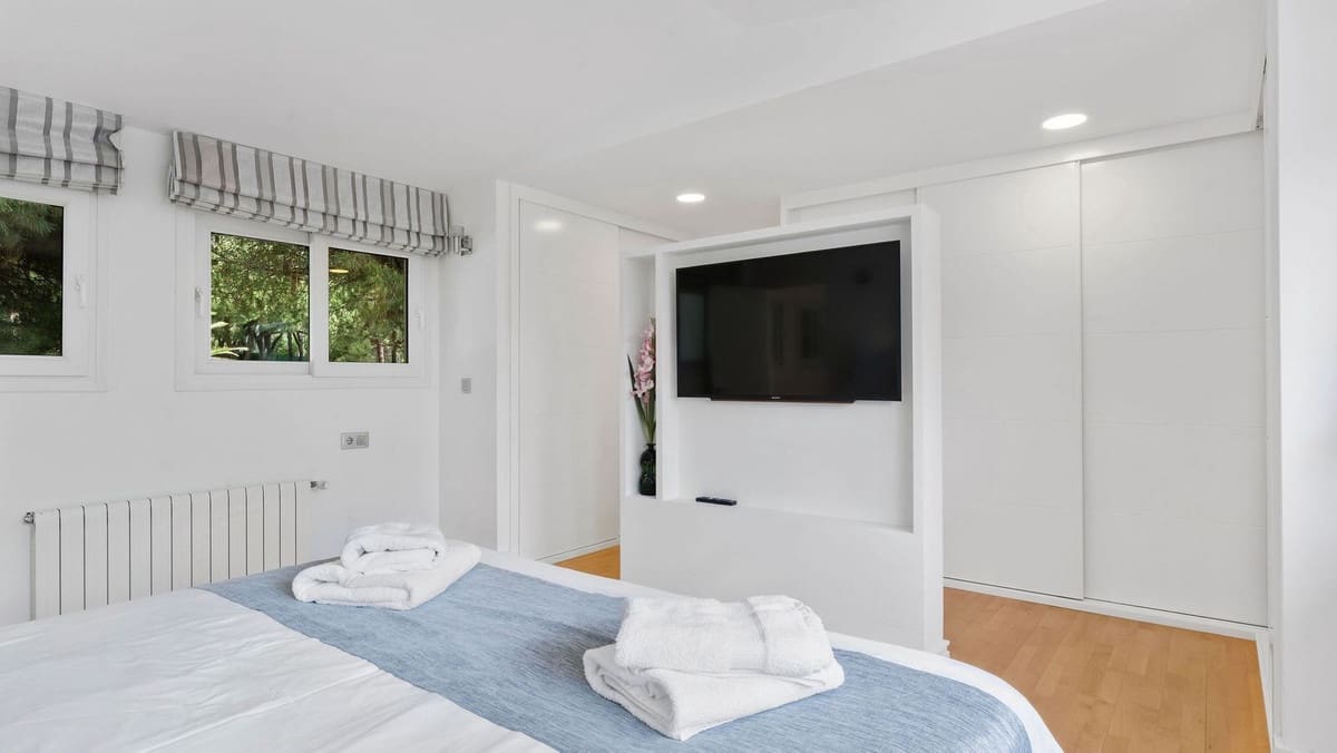 7 quarto Moradia para venda em Marbella com piscina garagem - 2 250 000 € (Ref: 8323673)