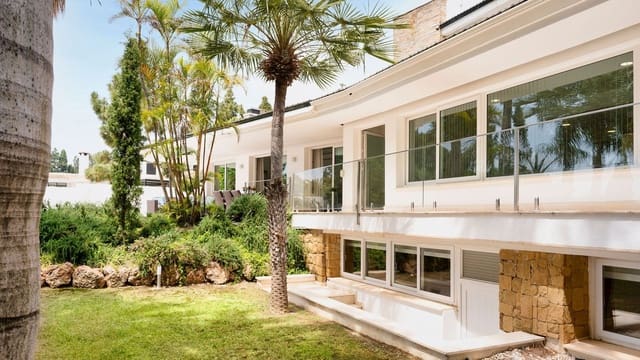 7 chambre Villa/Maison à vendre à Marbella avec piscine garage - 2 250 000 € (Ref: 8323673)