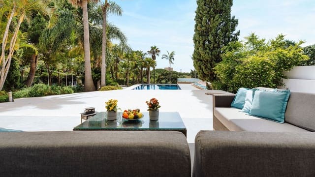 7 chambre Villa/Maison à vendre à Marbella avec piscine garage - 2 250 000 € (Ref: 8323673)