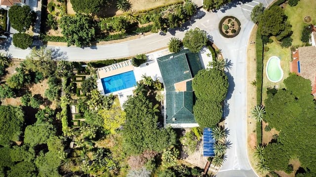 7 chambre Villa/Maison à vendre à Marbella avec piscine garage - 2 250 000 € (Ref: 8323673)
