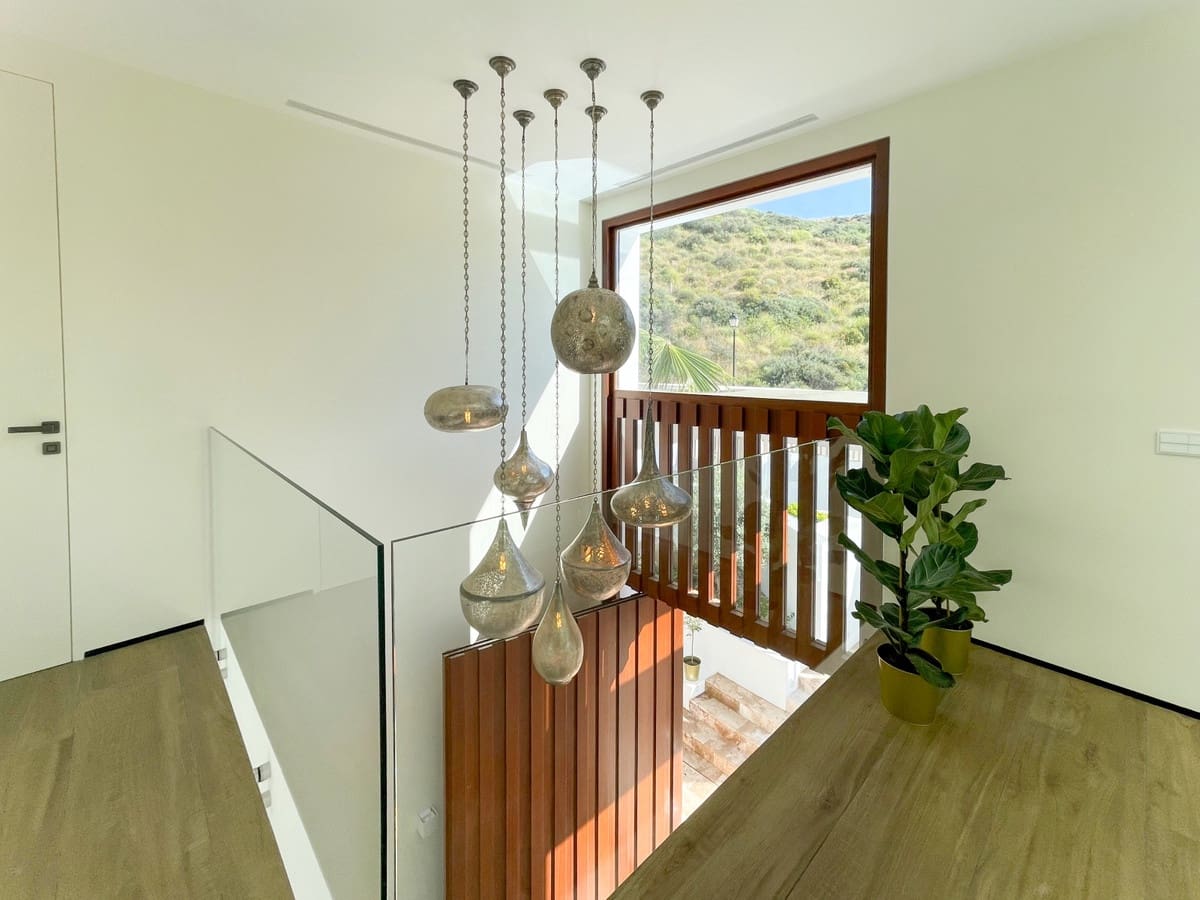 5 chambre Villa/Maison à vendre à La Cala Golf avec piscine garage - 2 450 000 € (Ref: 8326706)