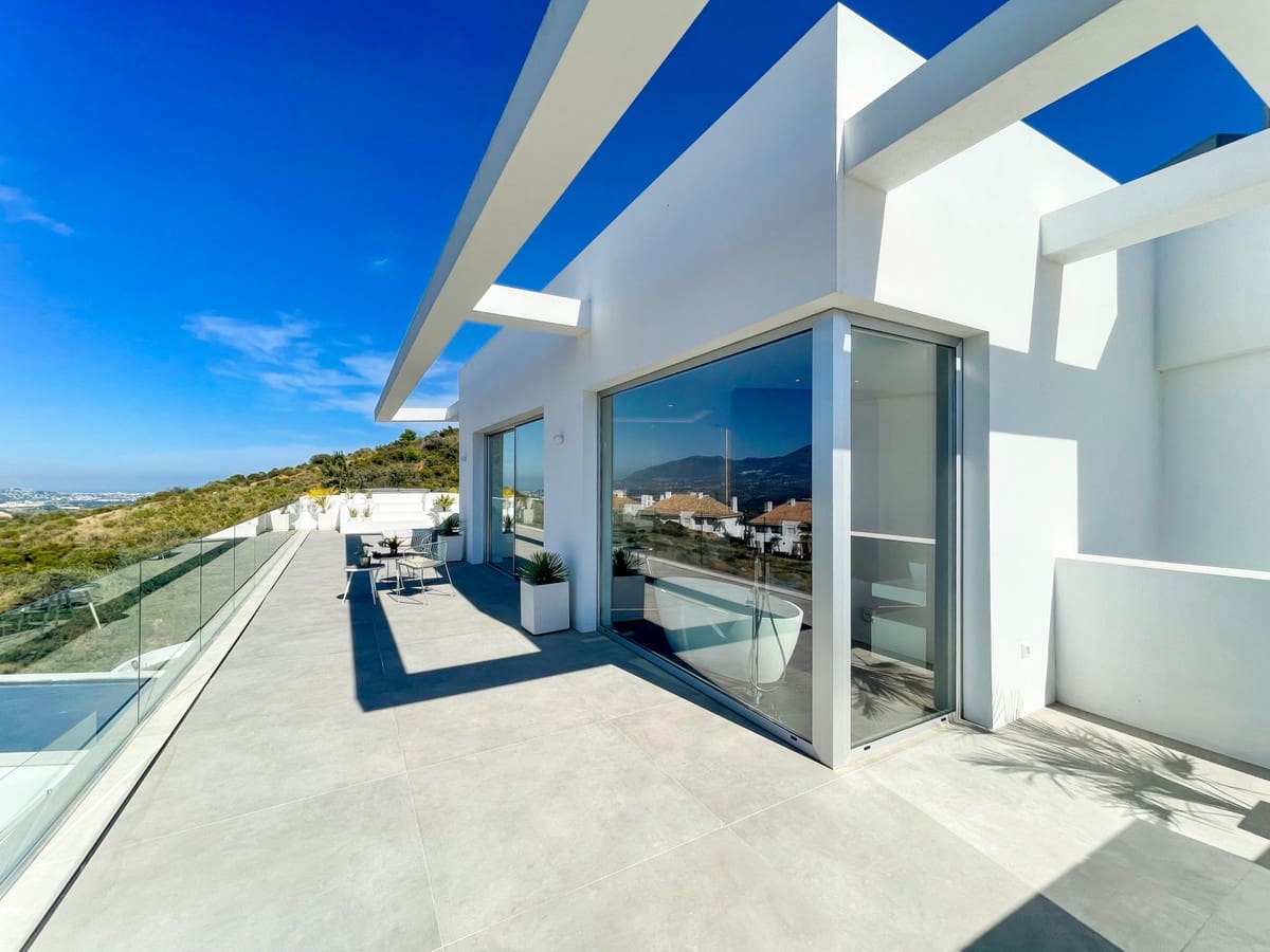 5 chambre Villa/Maison à vendre à La Cala Golf avec piscine garage - 2 450 000 € (Ref: 8326706)