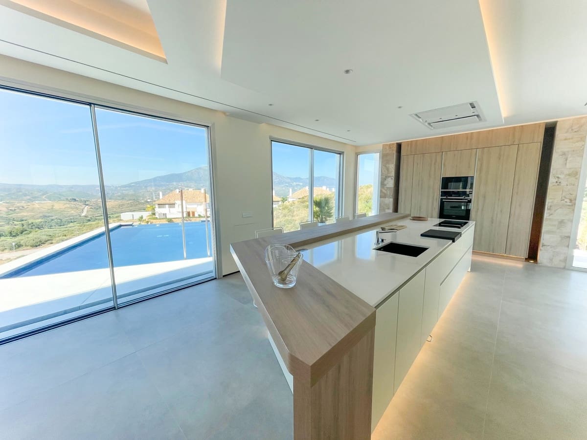 5 chambre Villa/Maison à vendre à La Cala Golf avec piscine garage - 2 450 000 € (Ref: 8326706)