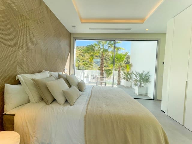 5 makuuhuone Huvila myytävänä paikassa La Cala Golf, Mijas mukana uima-altaan 
autotalli - 2 450 000 € (Ref: 8326706)