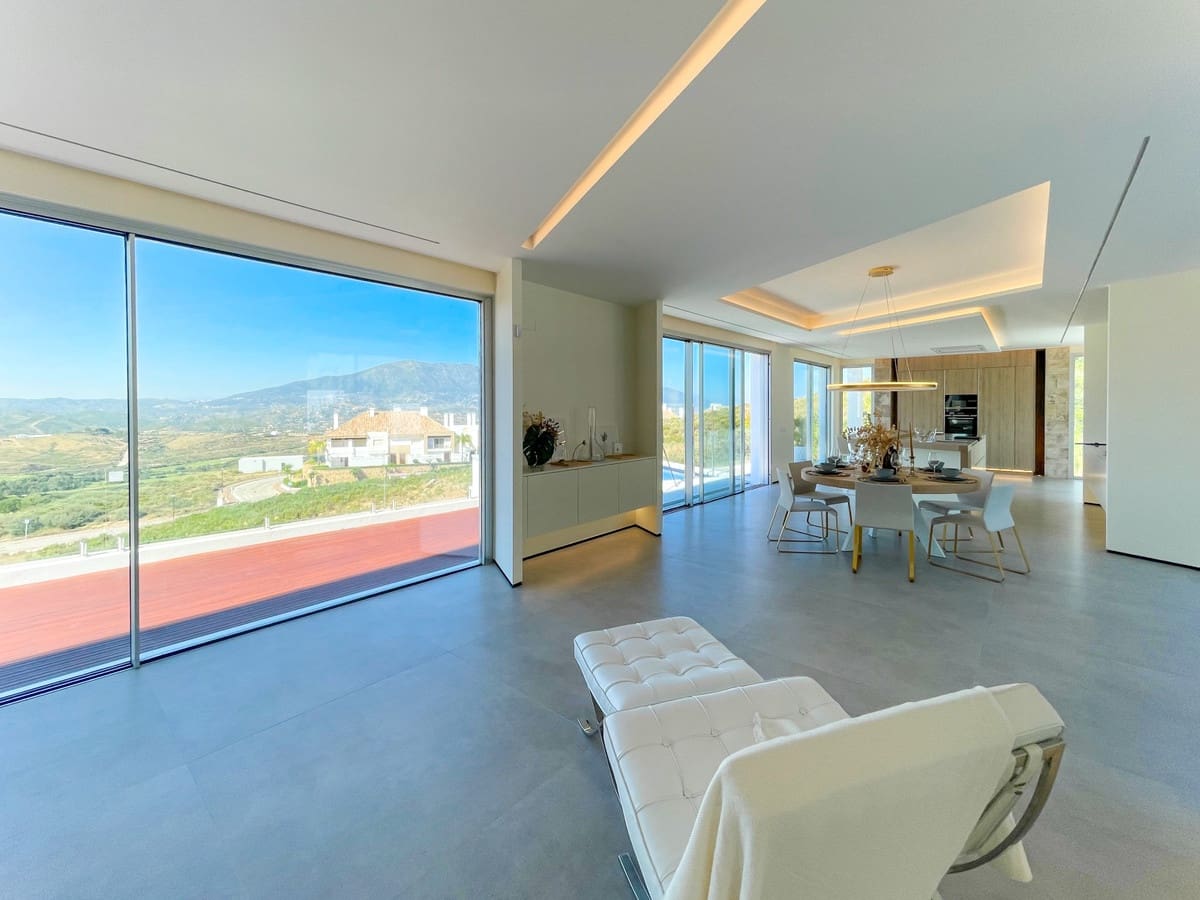 5 chambre Villa/Maison à vendre à La Cala Golf avec piscine garage - 2 450 000 € (Ref: 8326706)