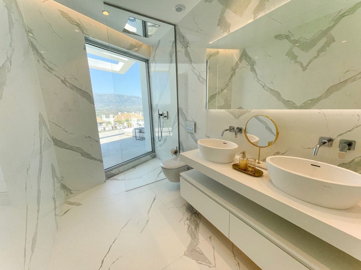 5 chambre Villa/Maison à vendre à La Cala Golf avec piscine garage - 2 450 000 € (Ref: 8326706)