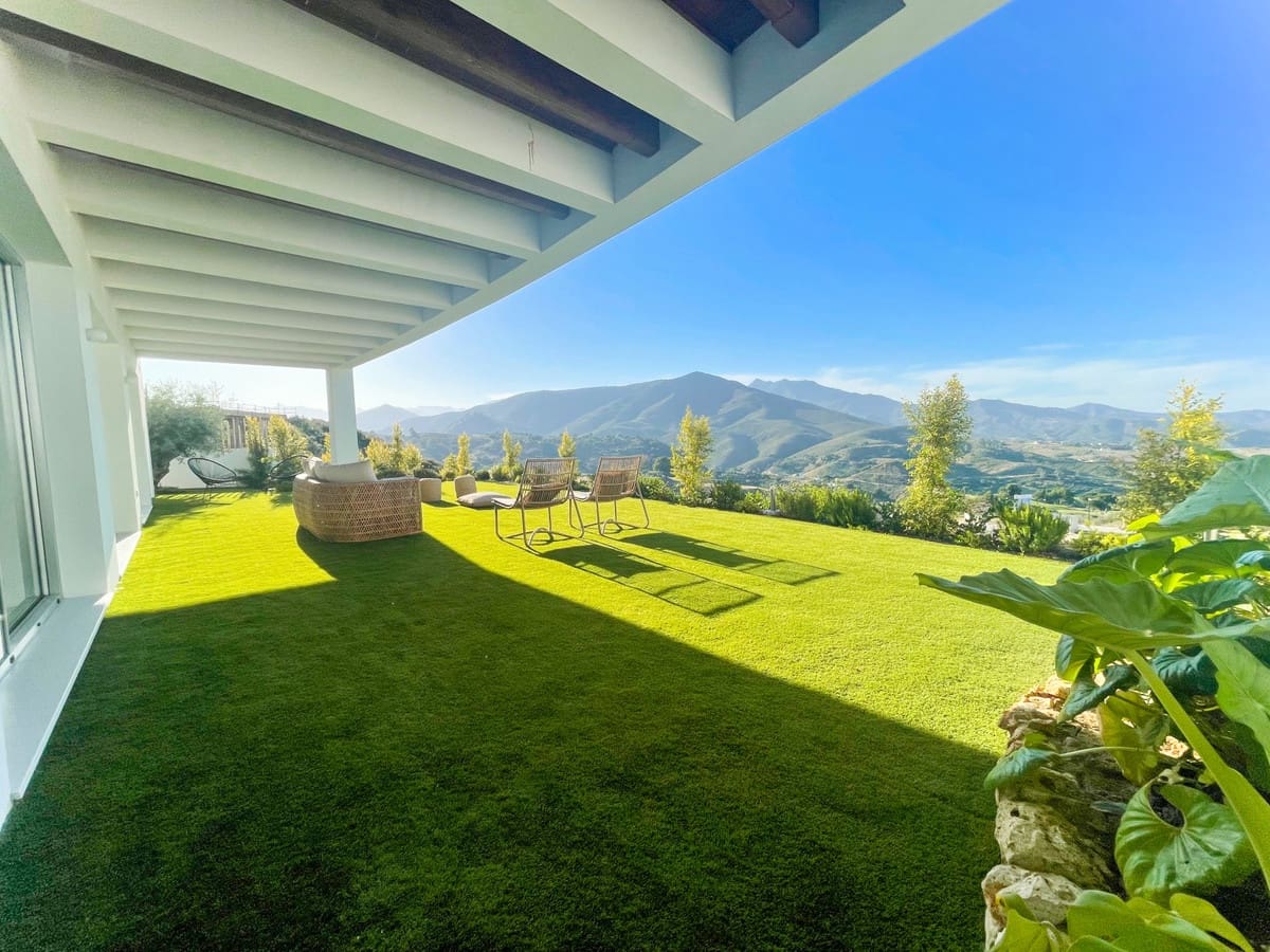 5 chambre Villa/Maison à vendre à La Cala Golf avec piscine garage - 2 450 000 € (Ref: 8326706)